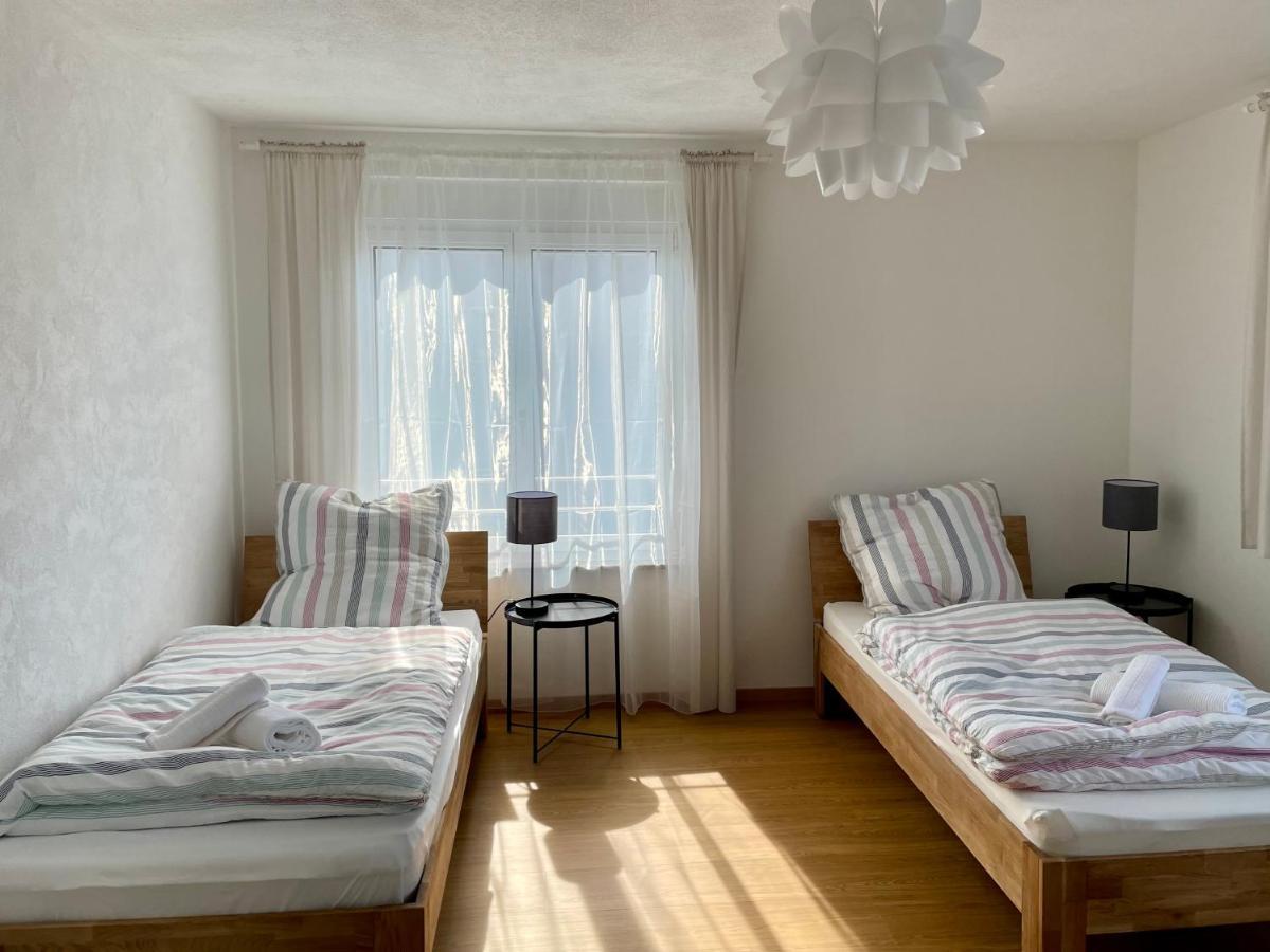 Schöne Ferienwohnung in der Nähe vom Bodensee-Center mit guter Anbindung * Friedrichshafen